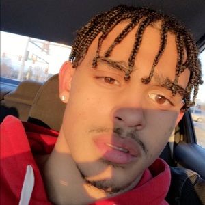 Meet your Posher, Reece